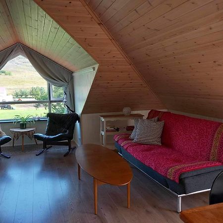 Frostastathir Guesthouse 바르말리오 외부 사진